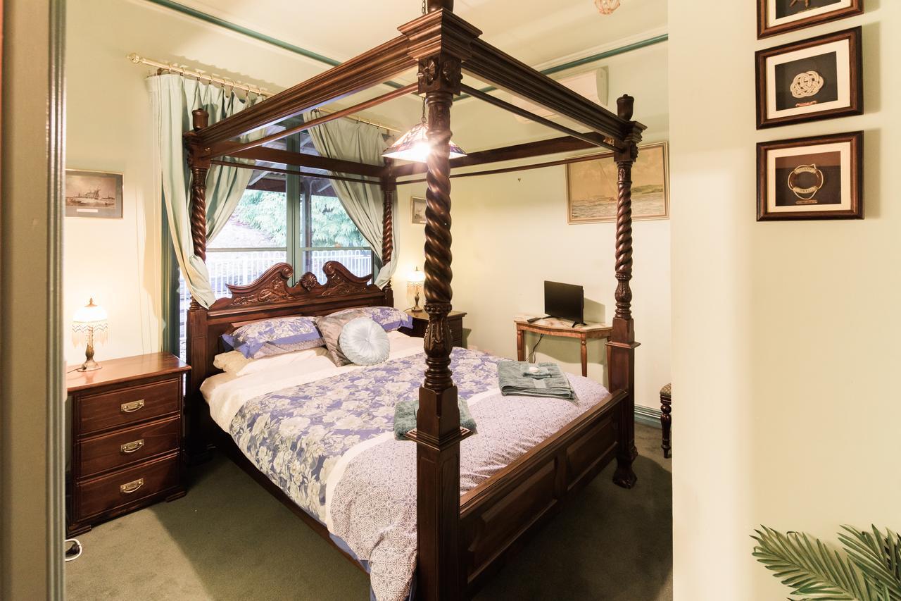 Rustic Refuge Guesthouse Kalorama ภายนอก รูปภาพ